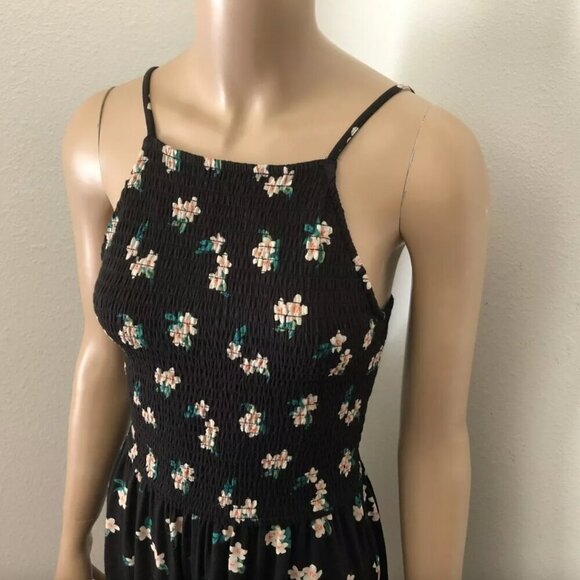 NWT Hollister Womens High Neck Floral Romper Size XS Black - Picture 3 of 6